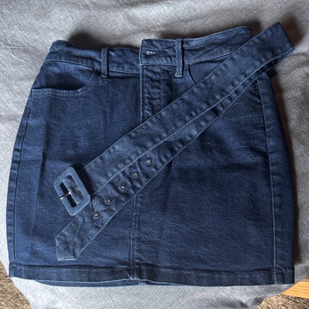 Good American Navy Pencil Skirt with Belt